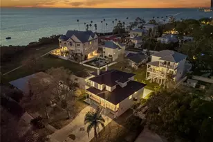 606 Indiana Ave, Crystal Beach, FL 34681 - Photo 2