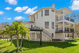 606 Indiana Ave, Crystal Beach, FL 34681 - Photo 52
