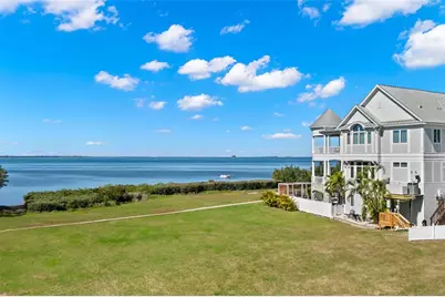 606 Indiana Avenue, Crystal Beach, FL 34681 - Photo 18