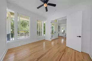 606 Indiana Ave, Crystal Beach, FL 34681 - Photo 48