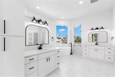 606 Indiana Avenue, Crystal Beach, FL 34681 - Photo 20