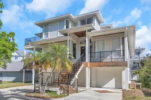 606 Indiana Ave, Crystal Beach, FL 34681 - Photo 1