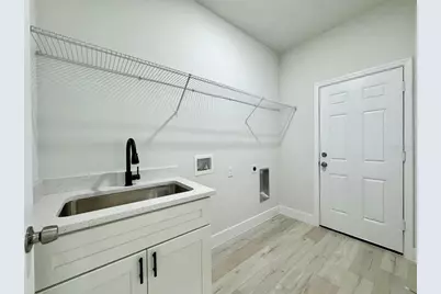 2097 W Hampshire Boulevard, Citrus Springs, FL 34434 - Photo 18