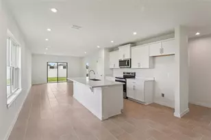 3225 Cup Dr, Lakeland, FL 33803 - Photo 6