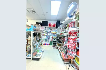 18600 NW 87 Avenue, Hialeah, FL 33015 - Photo 38