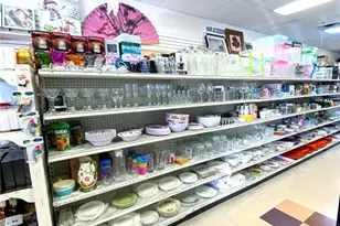 18600 NW 87th Ave, Hialeah, FL 33015 - Photo 32