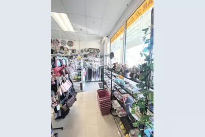 18600 NW 87 Avenue, Hialeah, FL 33015 - Photo 20