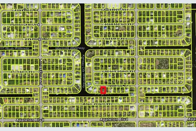 14526 Lillian Circle, Port Charlotte, FL 33981 - Photo 4