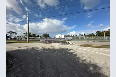 1830 Maravilla Avenue #516, Fort Myers, FL 33901 - Photo 36