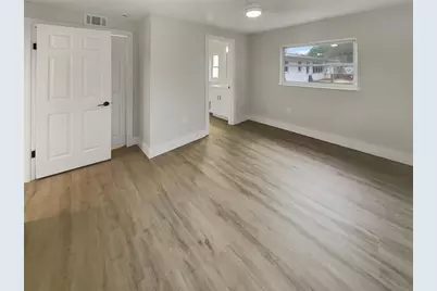 2642 49th Street N, Saint Petersburg, FL 33710 - Photo 22