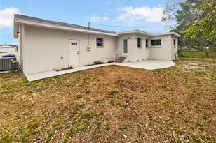 2642 49th Street N, Saint Petersburg, FL 33710 - Photo 8