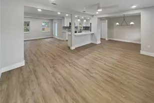 2642 49th Street N, Saint Petersburg, FL 33710 - Photo 10