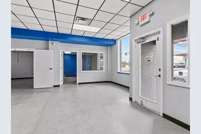 61 W Central Avenue, Lake Wales, FL 33853 - Photo 12