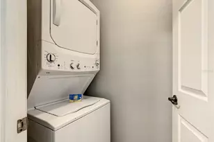 3175 Feltrim Pl, Kissimmee, FL 34747 - Photo 10