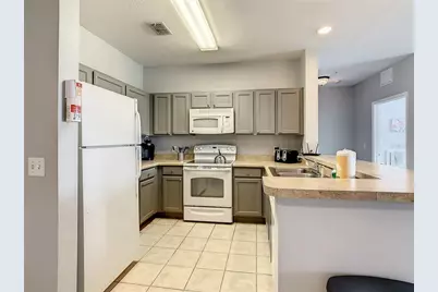 3175 Feltrim Place #304, Kissimmee, FL 34747 - Photo 4