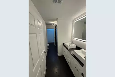 501 Knights Run Avenue #2106, Tampa, FL 33602 - Photo 12