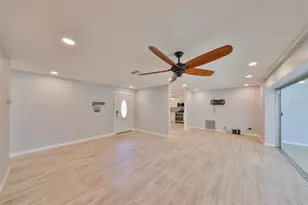 12339 138th St N, Largo, FL 33774 - Photo 6