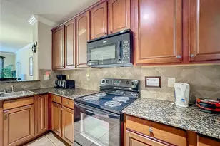 912 Charo Pkwy, Davenport, FL 33897 - Photo 10