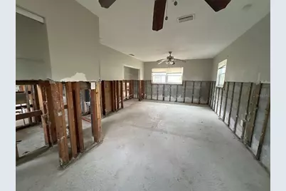 1501 Delaware Avenue NE, Saint Petersburg, FL 33703 - Photo 14