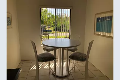 6211 Timber Lake Drive #B4, Sarasota, FL 34243 - Photo 8