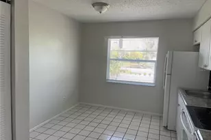 709 Michigan Ct, Saint Cloud, FL 34769 - Photo 18