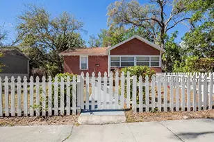 2011 10th St S, Saint Petersburg, FL 33705 - Photo 2