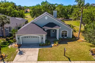 1714 Golfview Dr, Kissimmee, FL 34746 - Photo 1