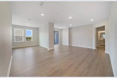 7545 Laureate Boulevard #7202, Orlando, FL 32827 - Photo 8