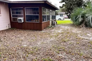 366 Diamond St, Deltona, FL 32725 - Photo 8