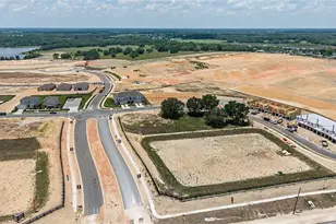 7351 Capstone Dr, Groveland, FL 34736 - Photo 58