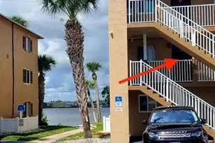 415 N Halifax Ave, Daytona Beach, FL 32118 - Photo 2