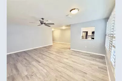 5521 80th Street North #306, Saint Petersburg, FL 33709 - Photo 6