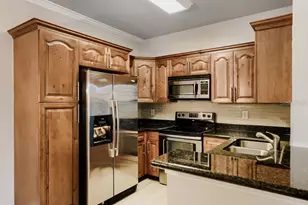 2624 Robert Trent Jones Dr, Orlando, FL 32835 - Photo 6