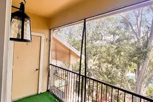 2624 Robert Trent Jones Dr, Orlando, FL 32835 - Photo 16