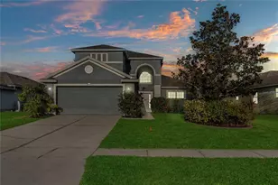 2933 White Cedar Cir, Kissimmee, FL 34741 - Photo 1