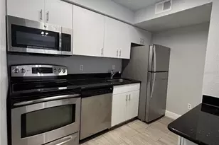 2207 Antigua Pl, Kissimmee, FL 34741 - Photo 2