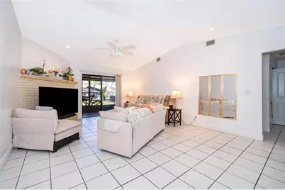 1735 Foxhall Circle #1735, Kissimmee, FL 34741 - Photo 4