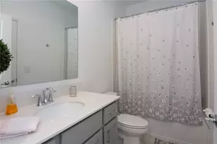 2006 Myrtle Pine St, Kissimmee, FL 34746 - Photo 16