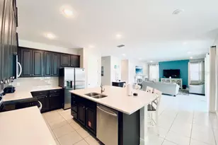 273 Auburn Ave, Kissimmee, FL 34747 - Photo 2