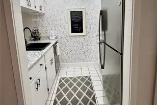 402 Cypress Dr, Haines City, FL 33844 - Photo 4