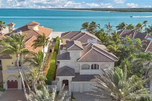 3066 SE Island Point Ln, Stuart, FL 34996 - Photo 1