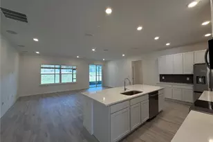 355 S Sunset Ave, Mascotte, FL 34753 - Photo 4