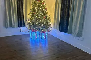 744 Myrtle Ave, Venice, FL 34285 - Photo 8