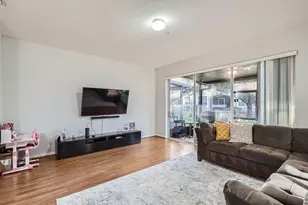 2804 Polvadero Ln, Orlando, FL 32835 - Photo 6