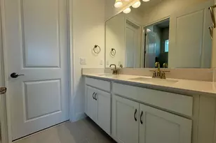 2009 Divot Dr, Daytona Beach, FL 32124 - Photo 10