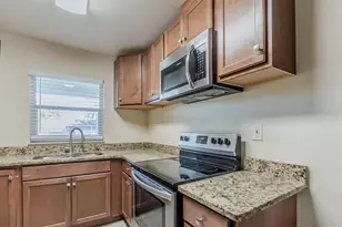 4320 Meadowbrook Ave, Orlando, FL 32808 - Photo 6