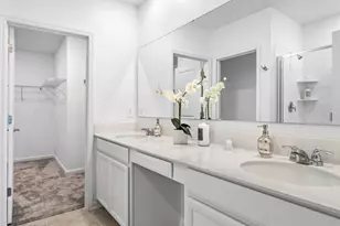 132 Adventure Ave, Davenport, FL 33837 - Photo 8