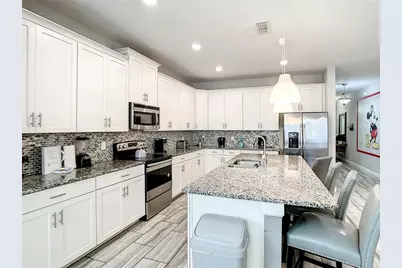 4704 Sleepy Hollow Drive, Kissimmee, FL 34746 - Photo 8