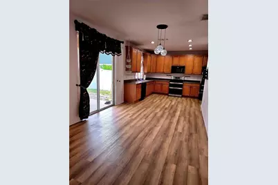 25012 Chipshot Court, Sorrento, FL 32776 - Photo 12