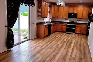 25012 Chipshot Ct, Sorrento, FL 32776 - Photo 12